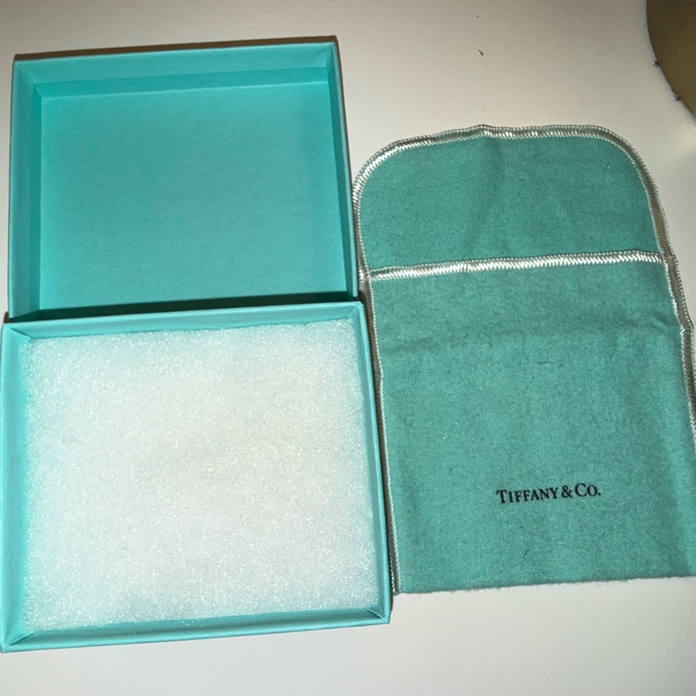 Tiffany & Co. Empty Jewelry Box - includes foam and felt bag